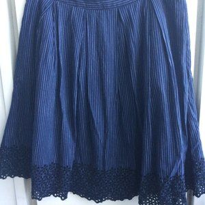 Navy and white Banana Republic A-line skirt with pockets and black floral lace